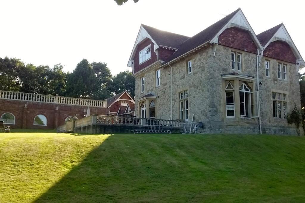 Villa Country Manor House With Indoor Pool And Hot Tub Rochester  Exterior foto